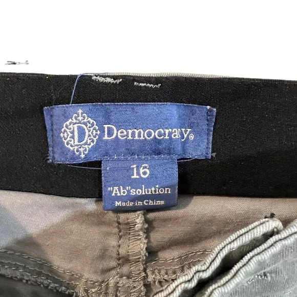 Democracy Sage Green Camouflage Skinny Jeans Plus Size 16 Stretch Cotton Pockets - Picture 9 of 9